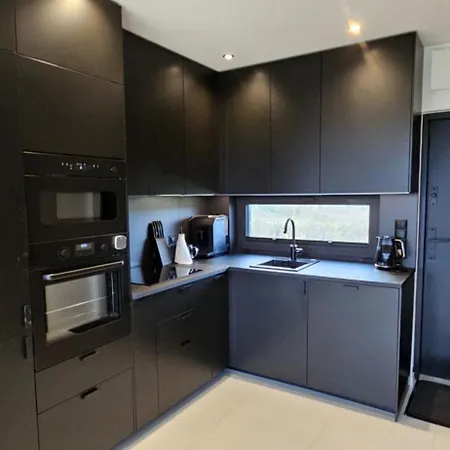 Semesterbostad Black Barn 1 Rusinowo (Slawno)